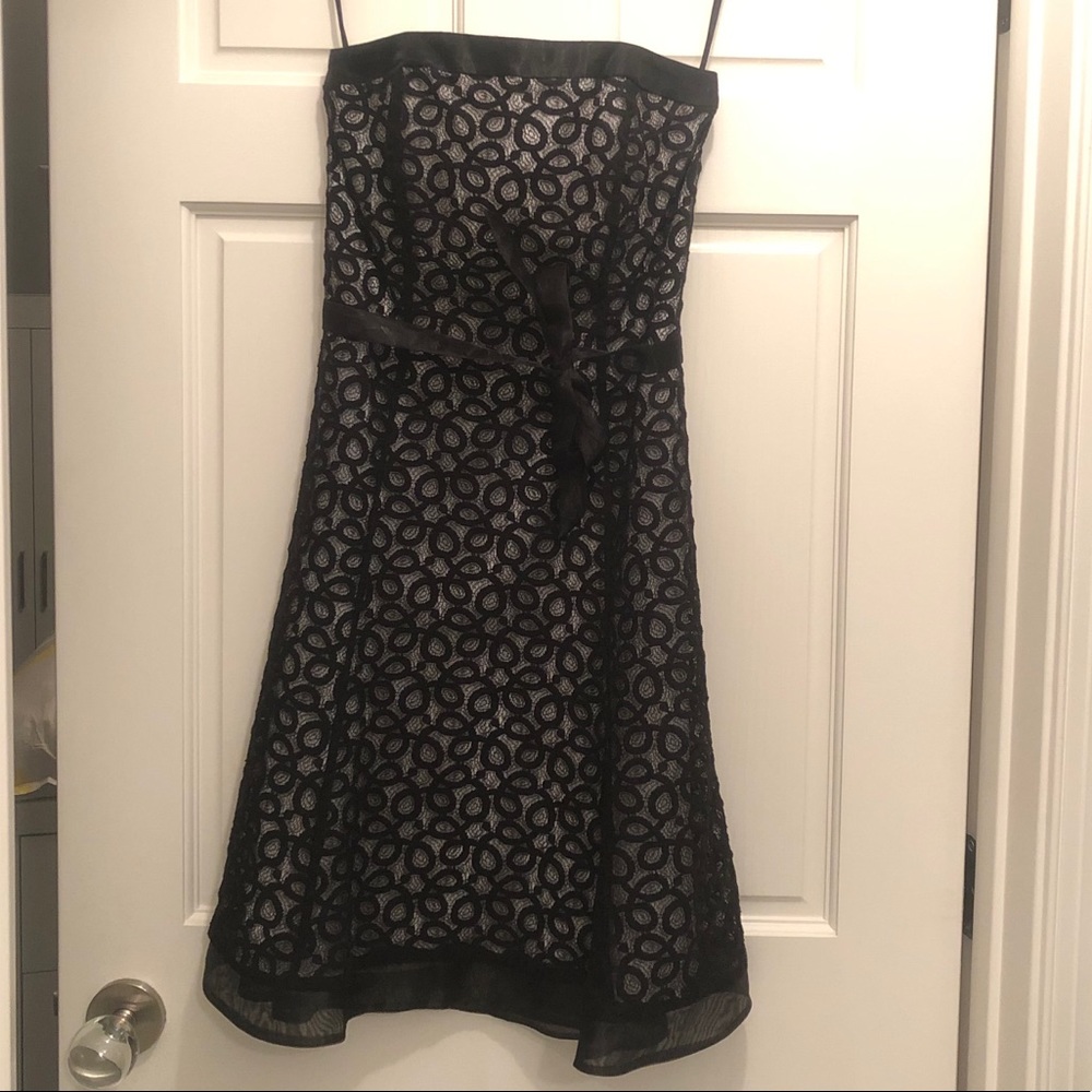 White House Black Market Strapless Dress